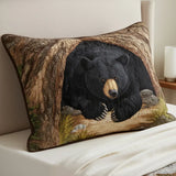 Quilted cushion cover with bear den