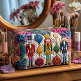Quilted beauty case with Christmas soldier NCU0PT9502