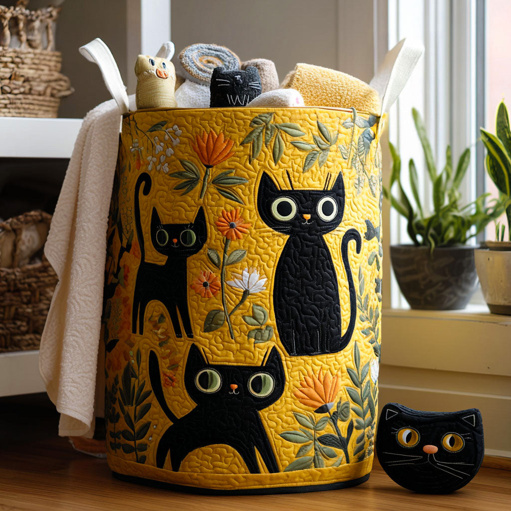 Quilted Cat-Shaped Laundry Basket NCU0QN019