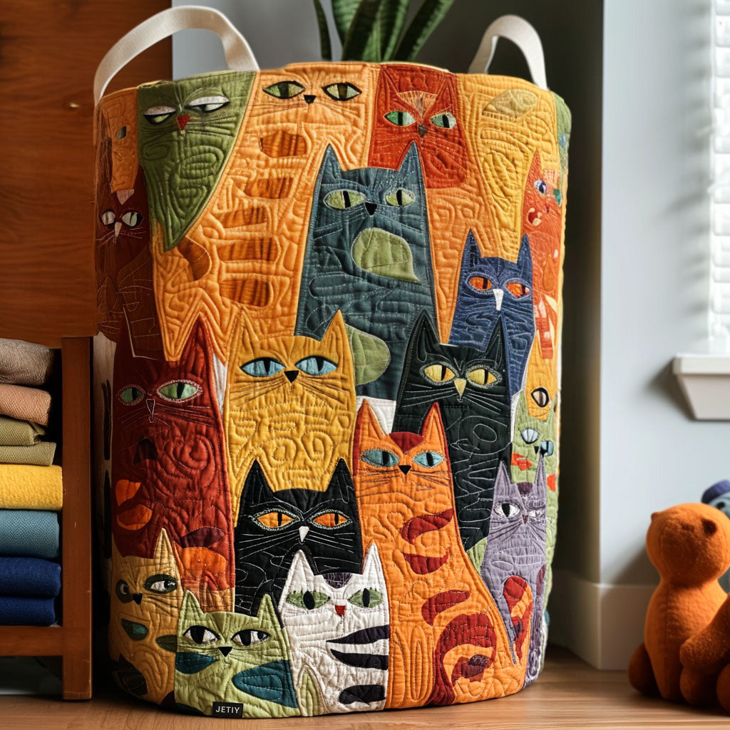 Quilted Cat-Shaped Laundry Basket NCU0QN031